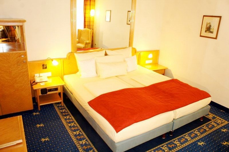 Drei Loewen Hotel München Kamer foto