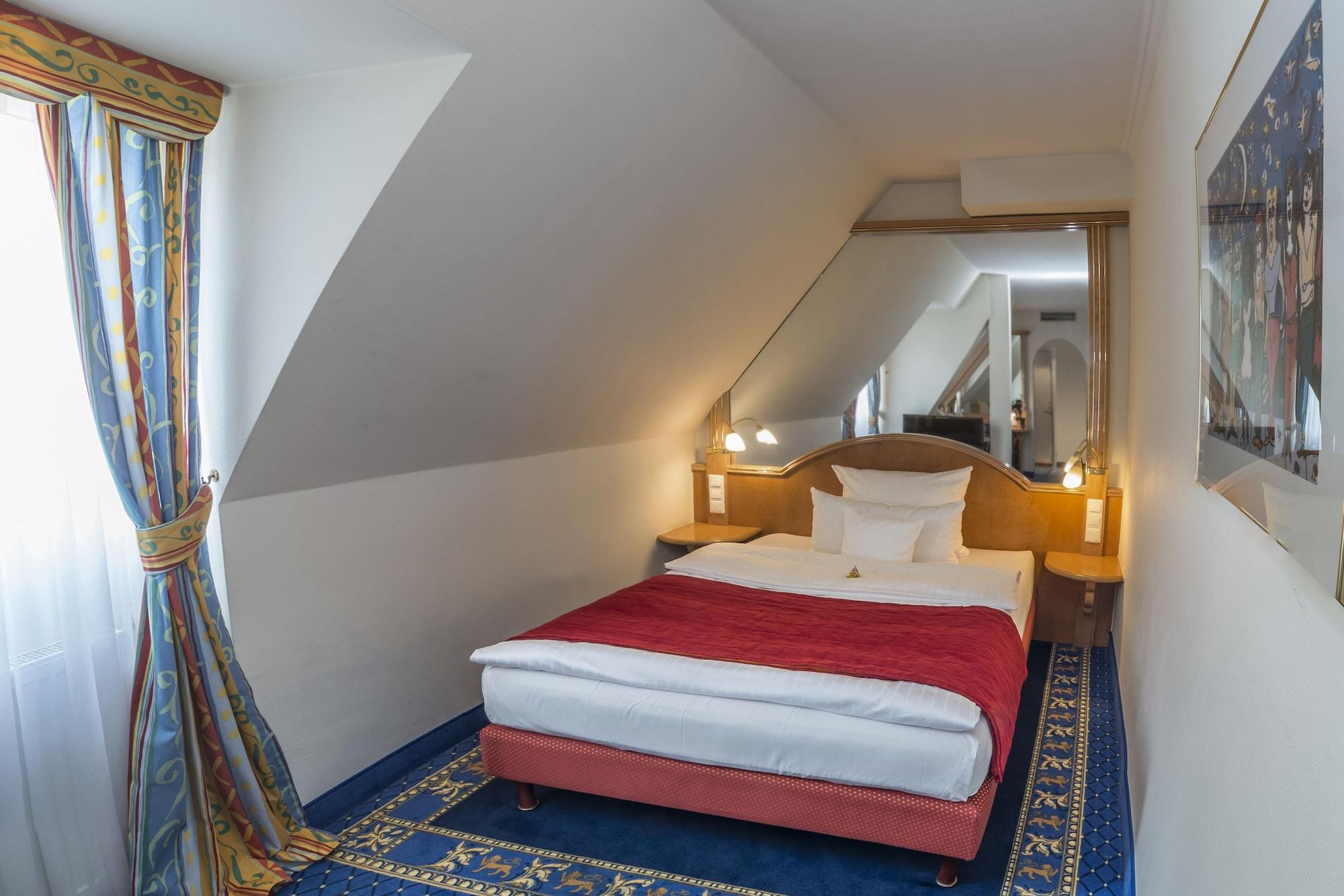 Drei Loewen Hotel München Buitenkant foto