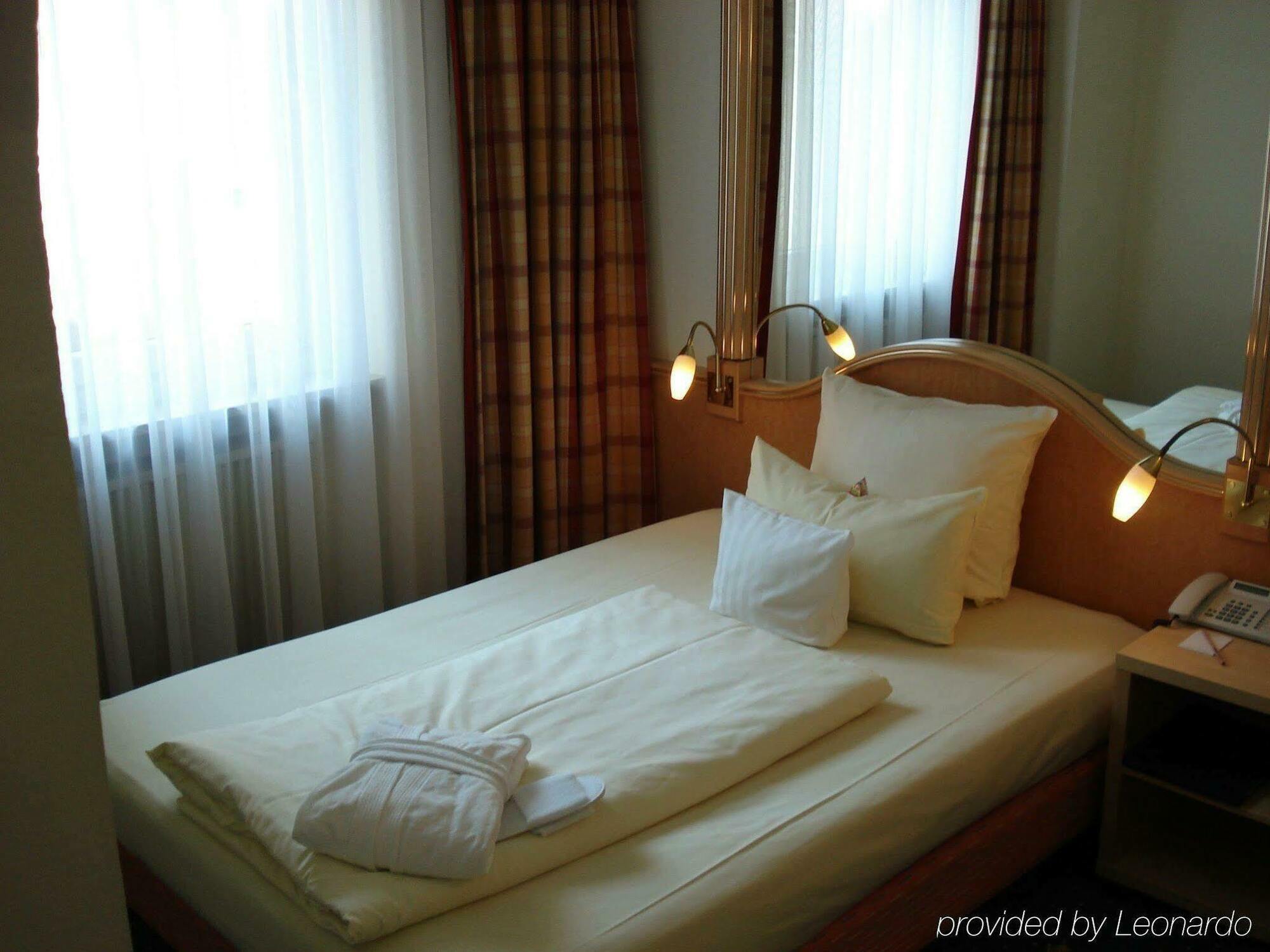 Drei Loewen Hotel München Kamer foto