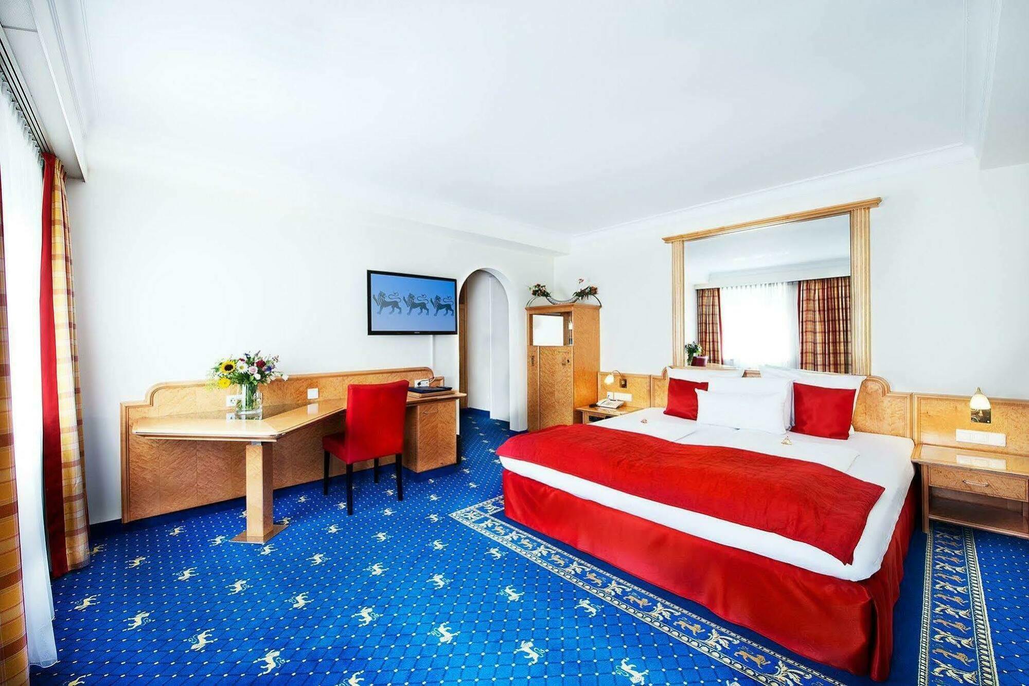 Drei Loewen Hotel München Buitenkant foto